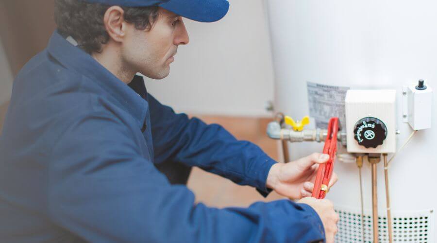 Expert burst pipe repair services in Tuthill, SD